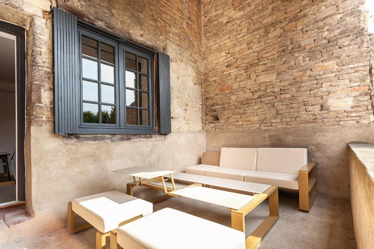 La Maison Des Couturieres Клюни Экстерьер фото