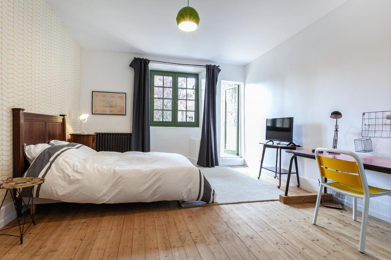 La Maison Des Couturieres Клюни Экстерьер фото