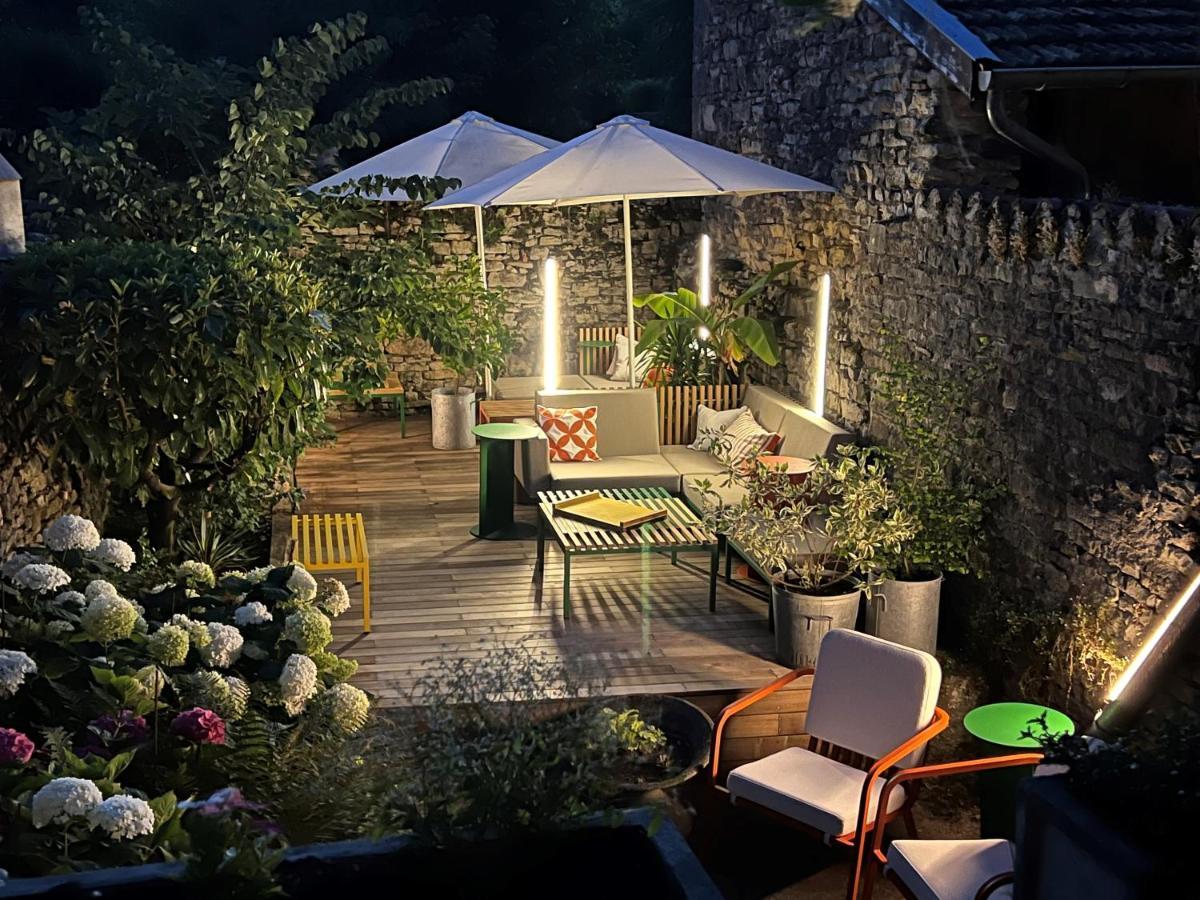 La Maison Des Couturieres Клюни Экстерьер фото